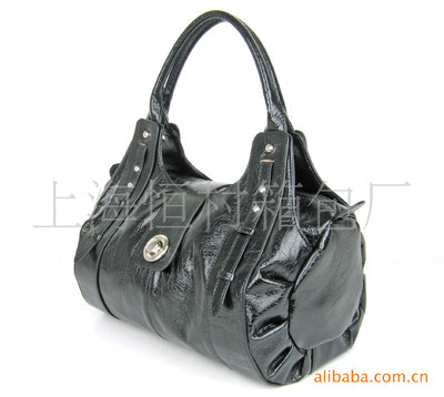 誠招KUBA女包網(wǎng)絡(luò)代理 攜手上海恒村箱包廠，共贏時(shí)尚家居用品市場